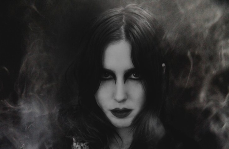 Chelsea Wolfe (fot. Shaina Hedlund / źródło: LAweekly.com)