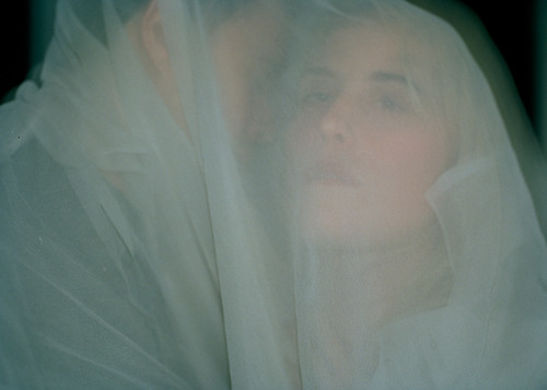 Boy Harsher (fot. Giara Duffy / źródło: boyharsher.com)