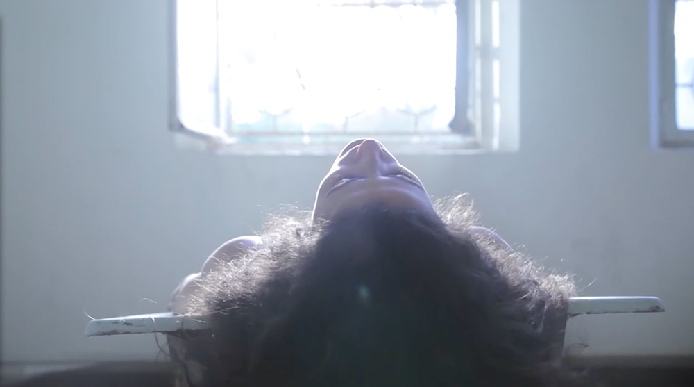 We Are Temporary - You Can Now Let Go (kadr z teledysku)