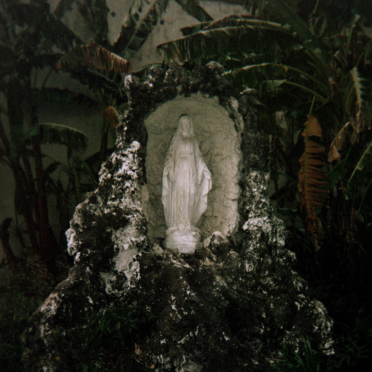 milliken chamber - absence (2019)