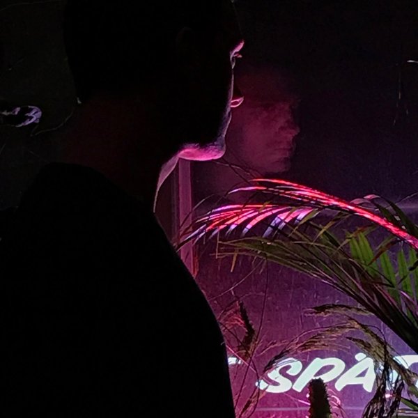 Normal Echo - W Pół (EP; 2019)