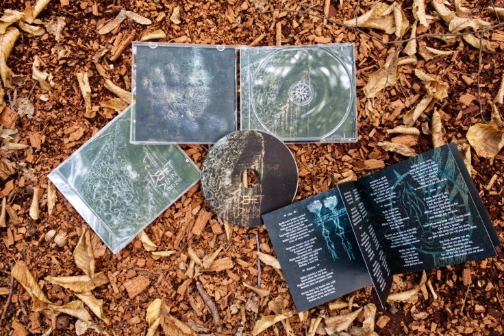 Dehet Sinn - Mora (płyta CD, źródło - Bandcamp)