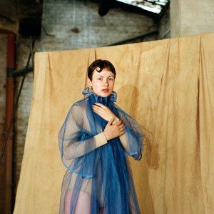 17. Rosa Anschütz - Votive